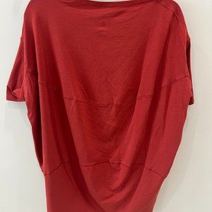 EUC Lululemon Back in Action short sleeve t-shirt, beautiful rust color. Size 8